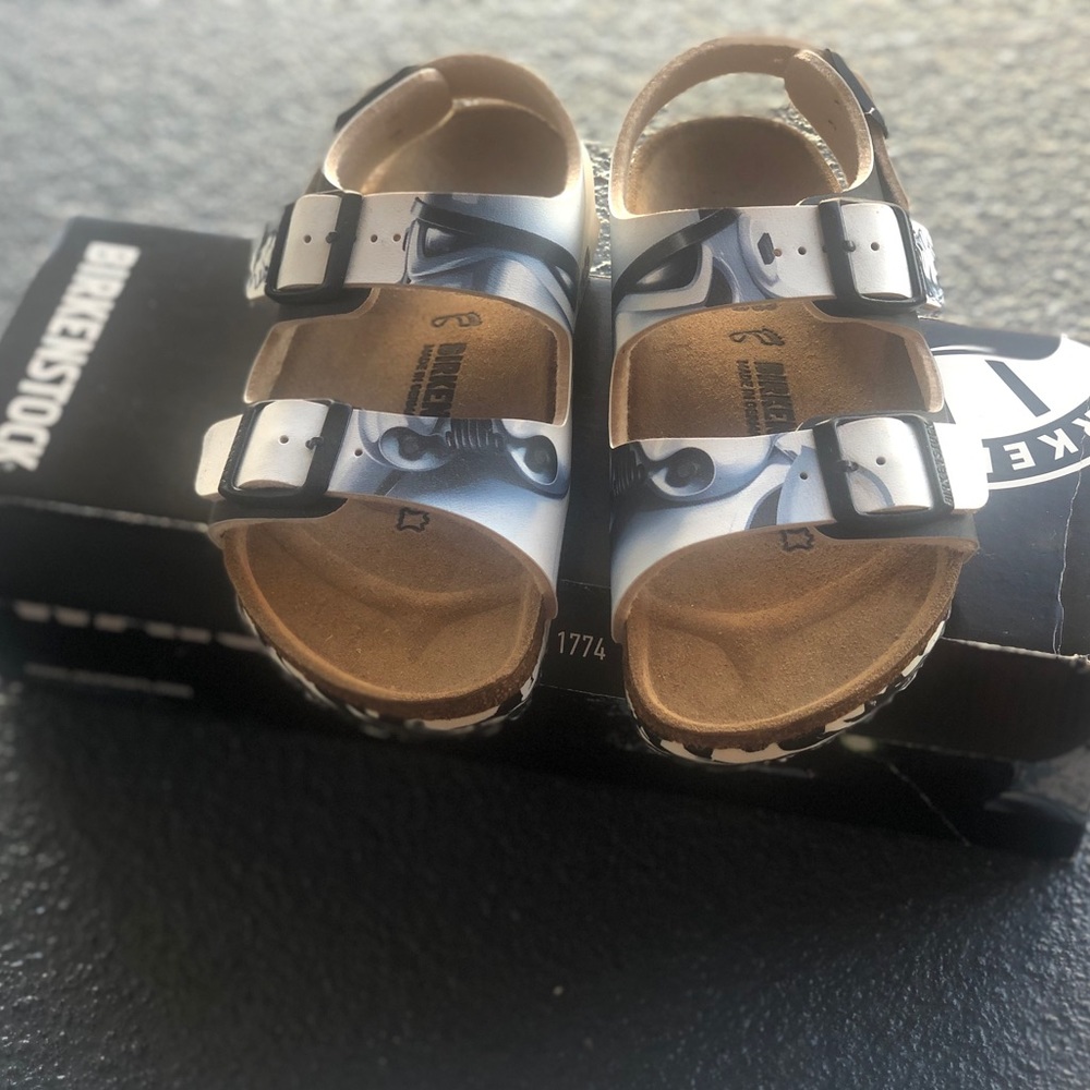 NWOT Star Wars Birkenstock regular fit